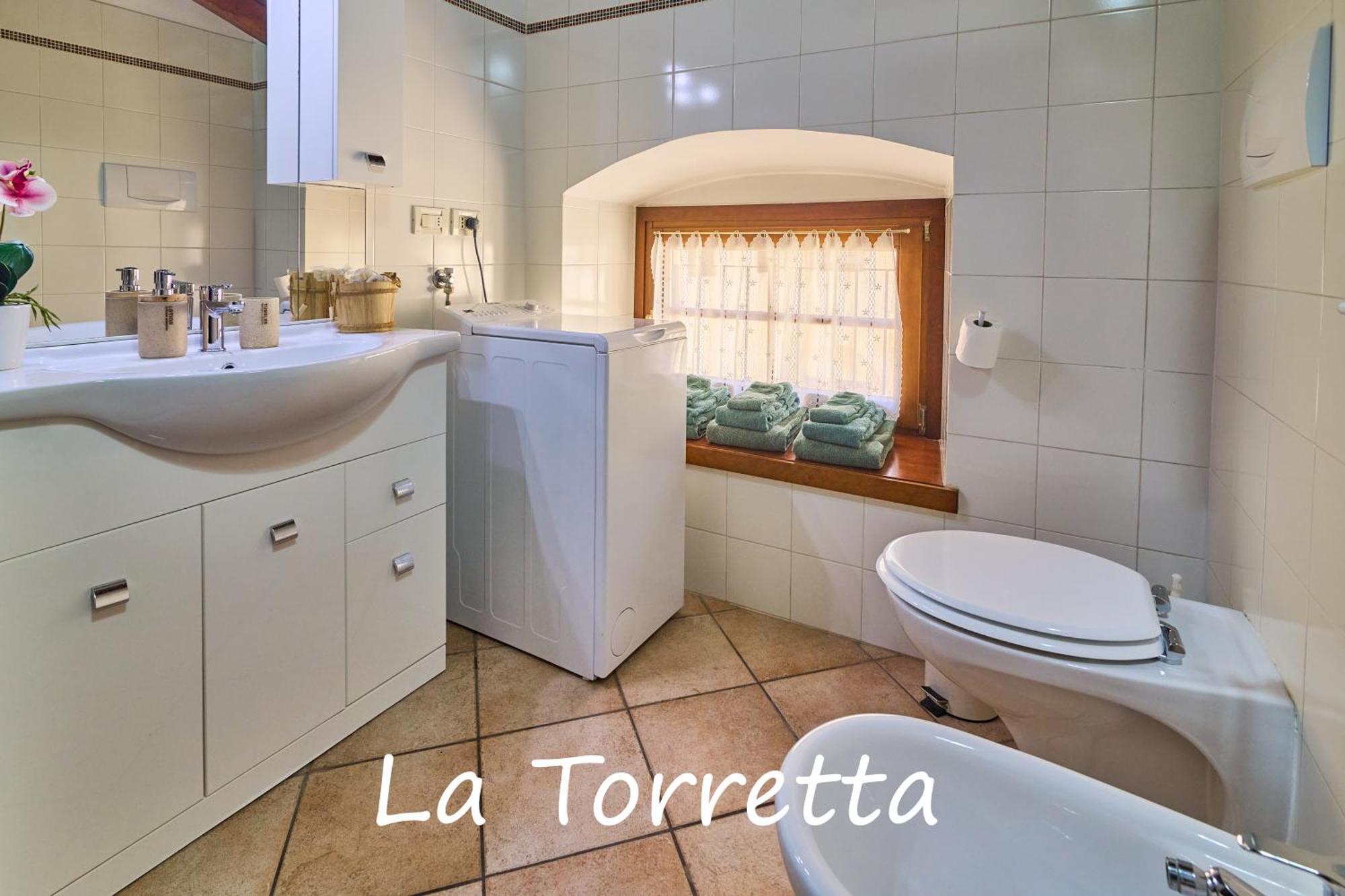 Appartamento La Torretta Riva del Garda Exterior foto